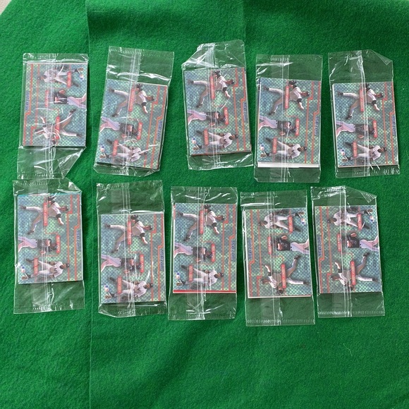 Leaf Baseball Cards 41 Packs - NWT - Sealed - Picture 7 of 9